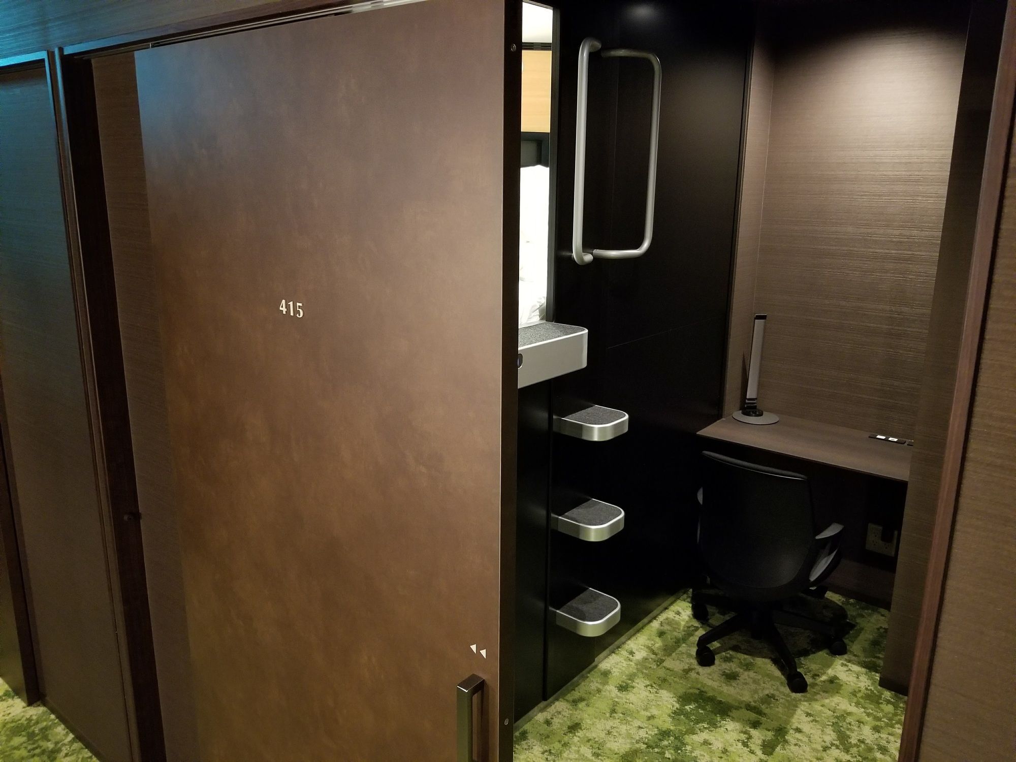 Glansit Akihabara Hotel kapsułowy